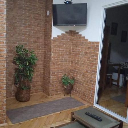Apartman Breza Ruma Bagian luar foto